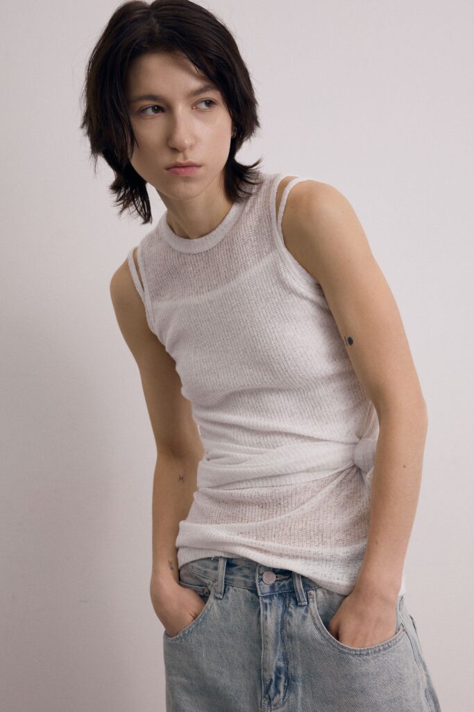 Alana Blieva — BOOK 17